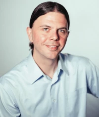 Chris headshot 2022