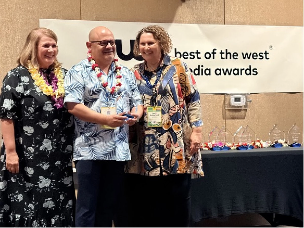 Gus with AAF Conference Hosts at Awards